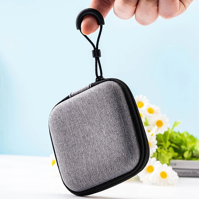 Portable Shockproof Headphone Case Earphone Bag Headset Storage Hard Qme