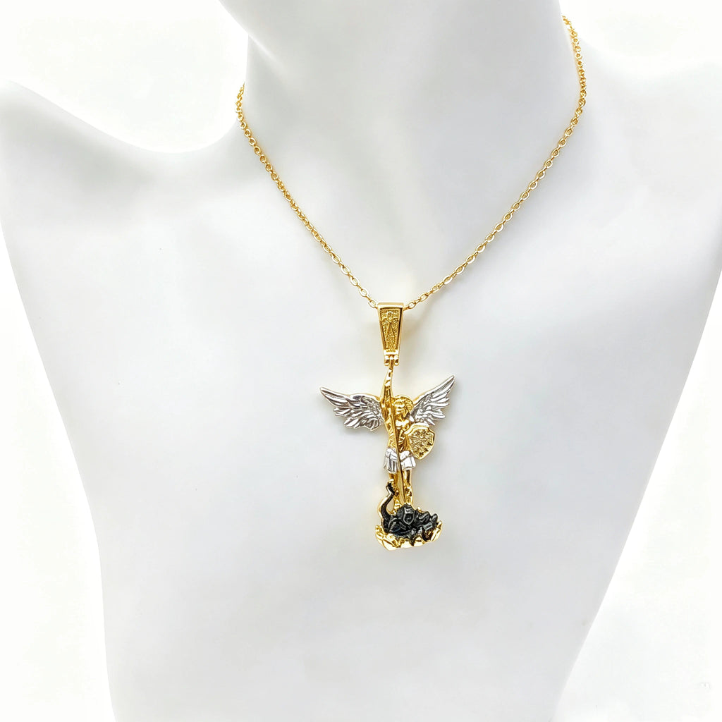 Classic Gold Rose Gold t St. Michael the Archangel Necklace Christian Faith Amulet Guardian Angel Zirconia Jewelry for Men Women Qme