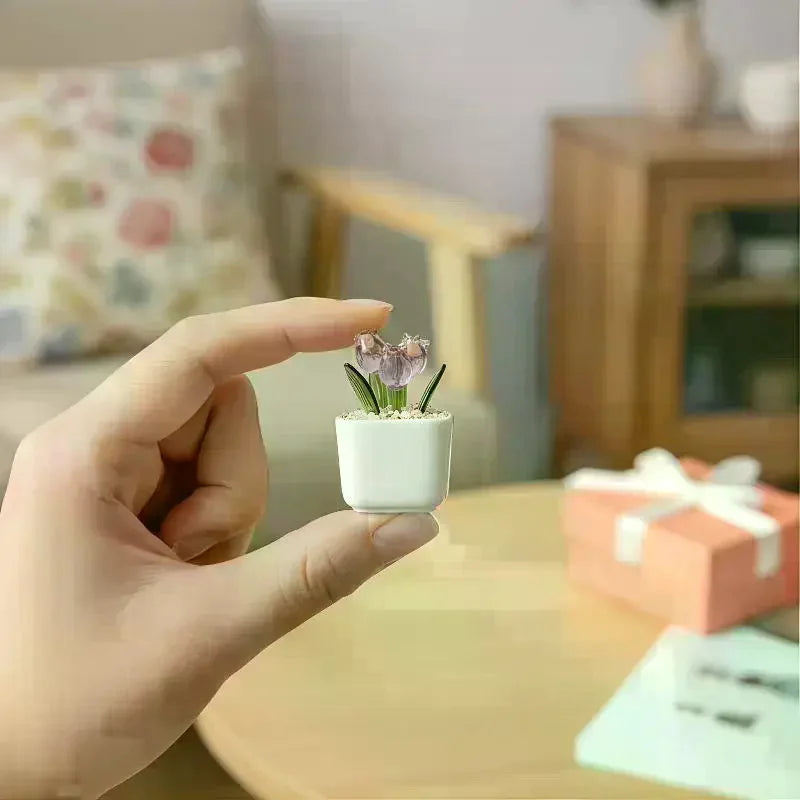 Magnetic Plant Glass Planter Hand Blown Glass Tulips Flower Pot, Everlasting Glass Flower for Home Decor, Elegant Gift for Women Qme