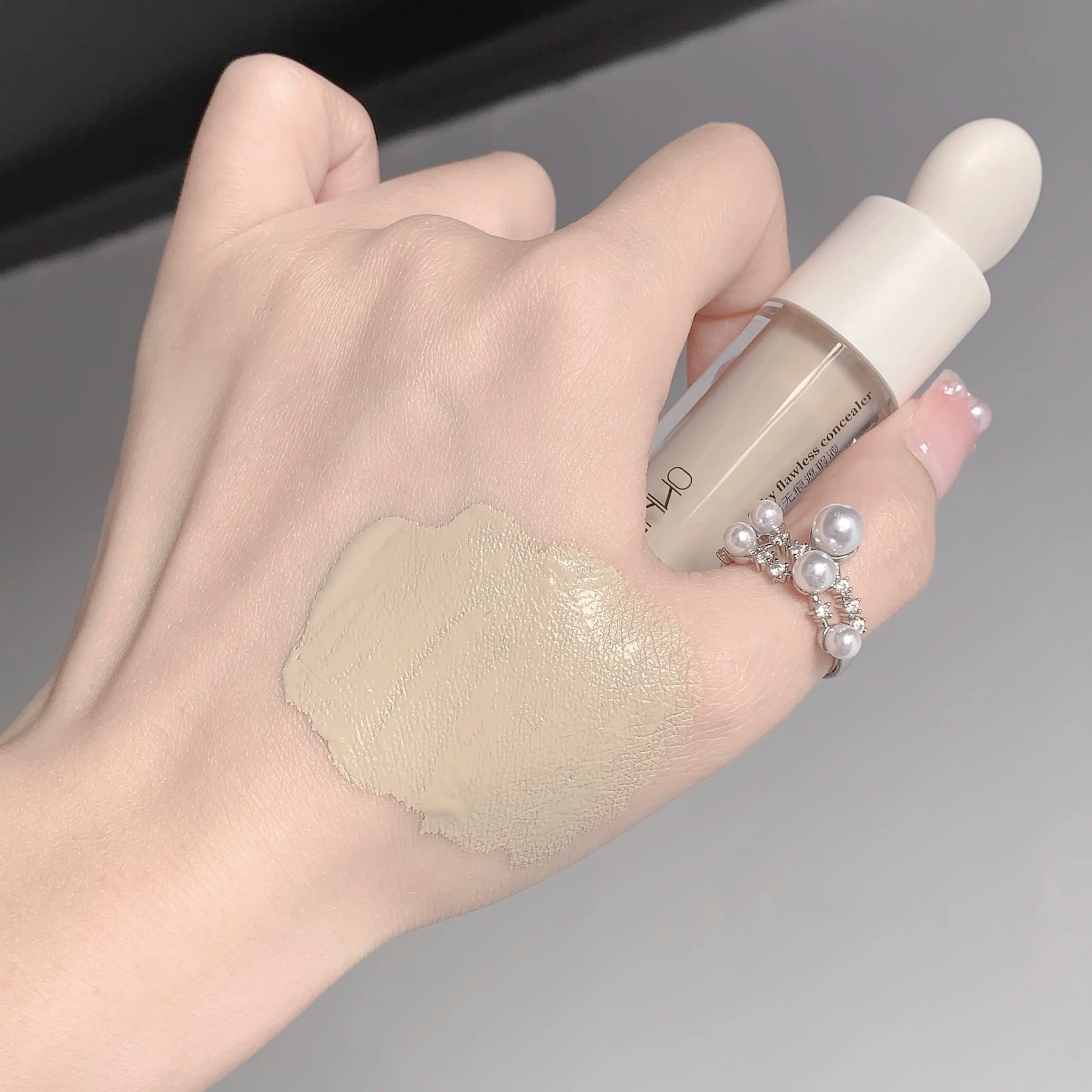 SHAQINUO Seamless Concealer Moisturizing Brightens Covers Dark Qme S891-03