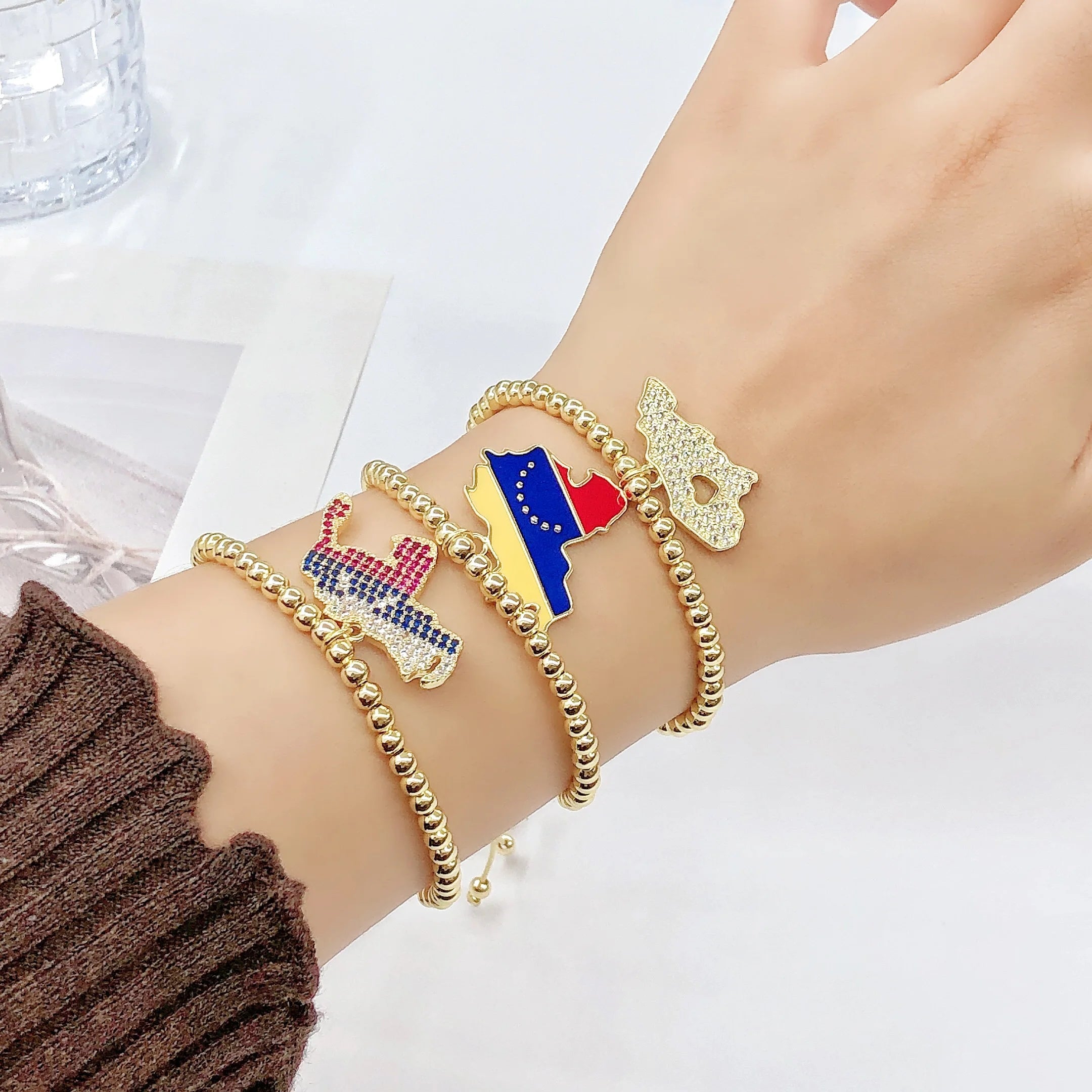 Adjustable Gold Plated Beaded Zircon Bracelet Enamel Colombia Venezuela Flag Map Men Women Charm Bracelet for Party Jewelry Gift Qme