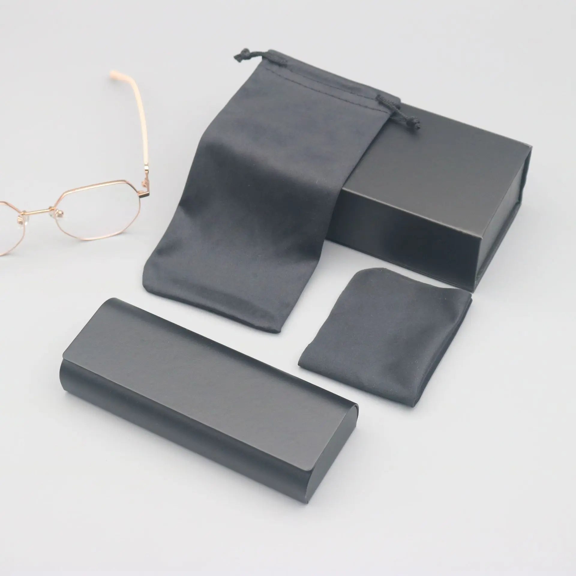 4 pcs Set High-Quality Black Eyeglass Case Handmade Faux Leather Large Capacity Storage Luxurious Premium Feel Eyeglass Box Qme Handmade Box Set