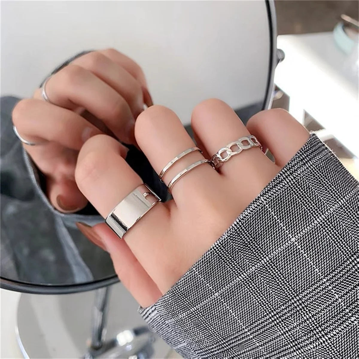 3Pcs Fashionable Punk Style Butterfly Metal Rings Set For Women Parties Festivals Gifts Daily Versatility Jewelry Hip Hop Rings Qme