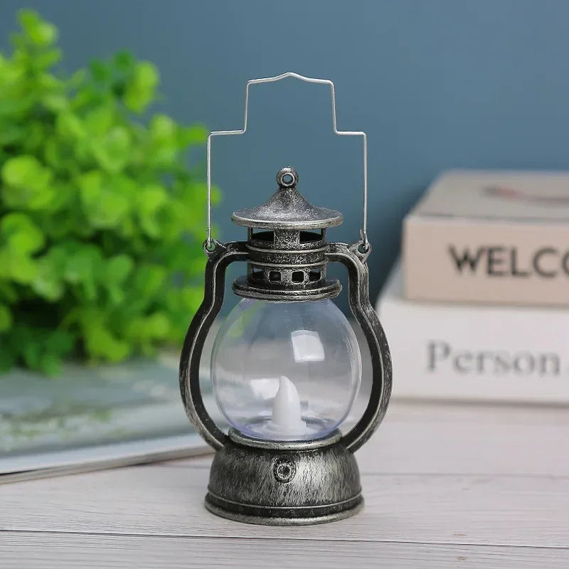 New Retro Portable Lantern Vintage LED Light Christmas Decoration Halloween Electronic Candlestick Bar Atmosphere Layout Light Qme bronze silver 4inch
