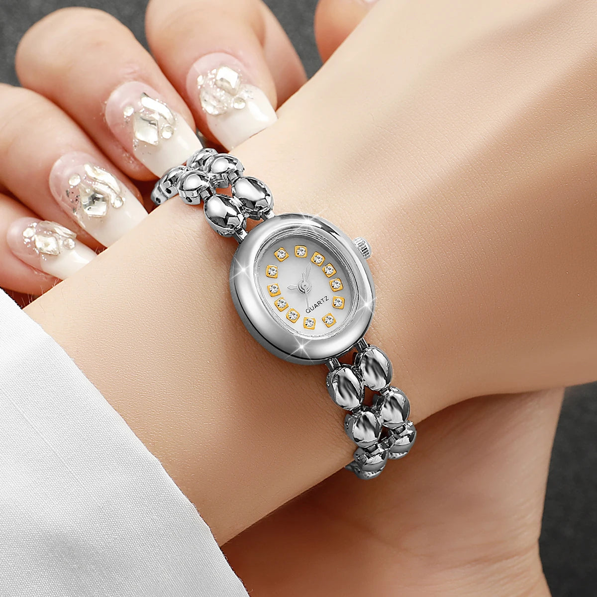 Moda strass feminino relógio de quartzo elegante pulseira relógio de pulso para senhoras reloj mujer (sem caixa) Qme