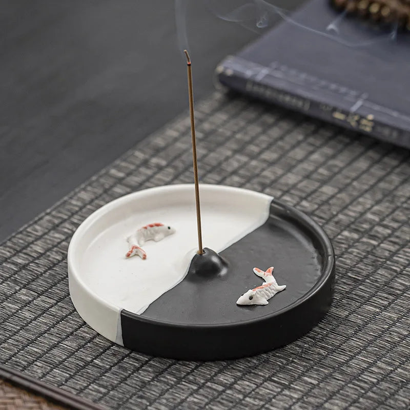 Artistic Carp Ceramic Censer Handcrafted Incense Tray Household Qme white black fish M