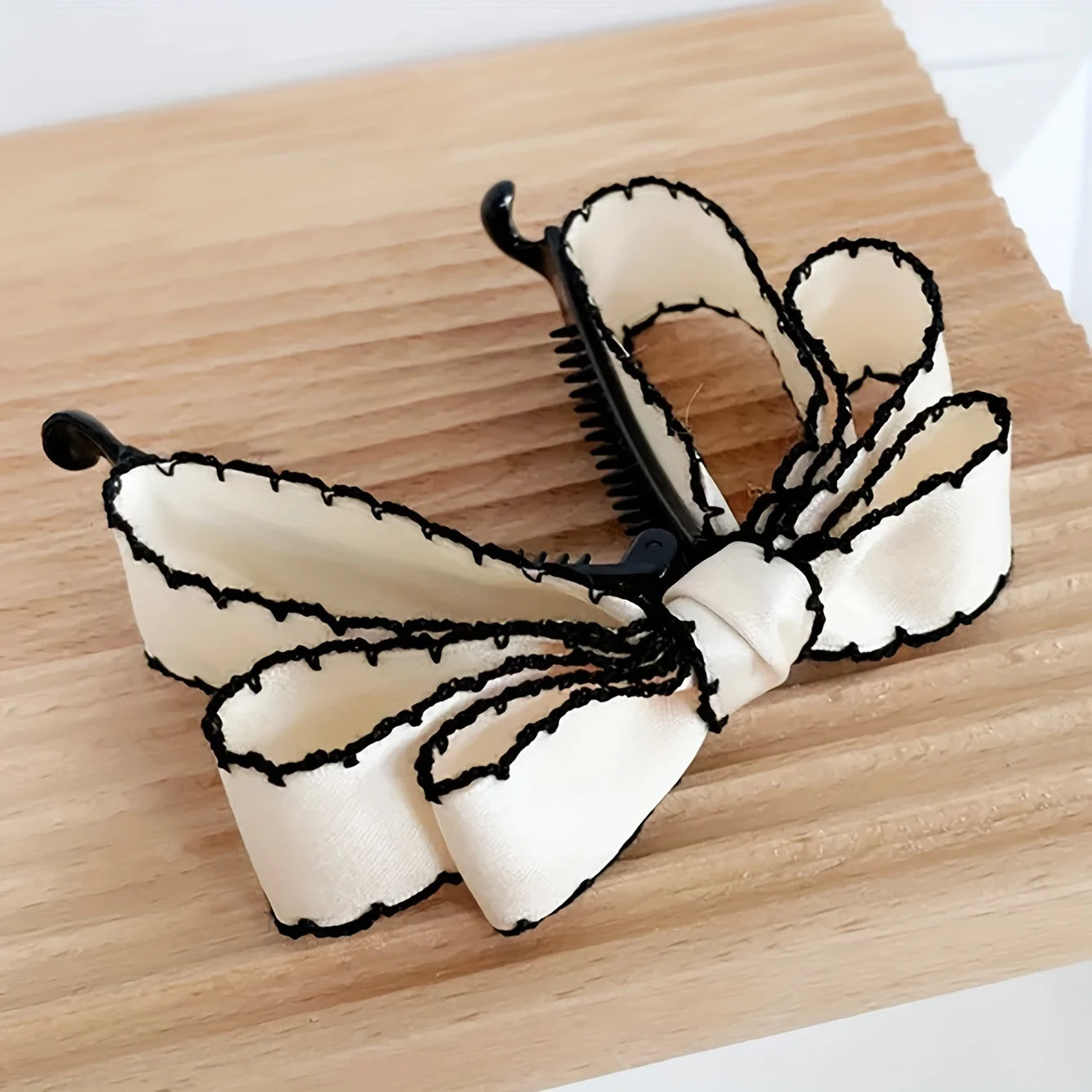 Banana Clip - Ribbon Bow Korean Style Hair Clip for Women and Girls - Resin and Fabric Hair Clip with Classic Bow Design Qme