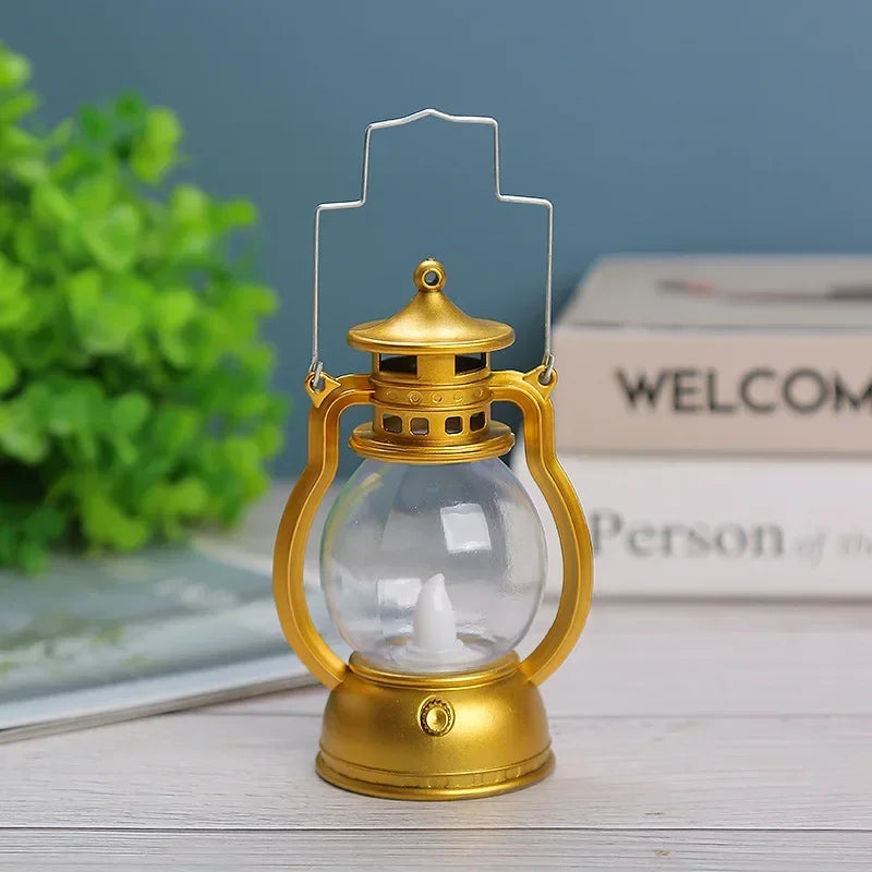 New Retro Portable Lantern Vintage LED Light Christmas Decoration Halloween Electronic Candlestick Bar Atmosphere Layout Light Qme gold 4inch