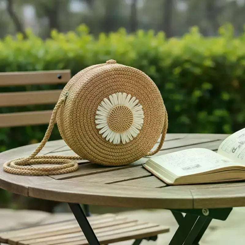 Floral Circle Straw Crossbody Bag: Vintage Mini Shoulder Purse with Graphic Decor for Women's Summer Beach & Casual Outings Qme