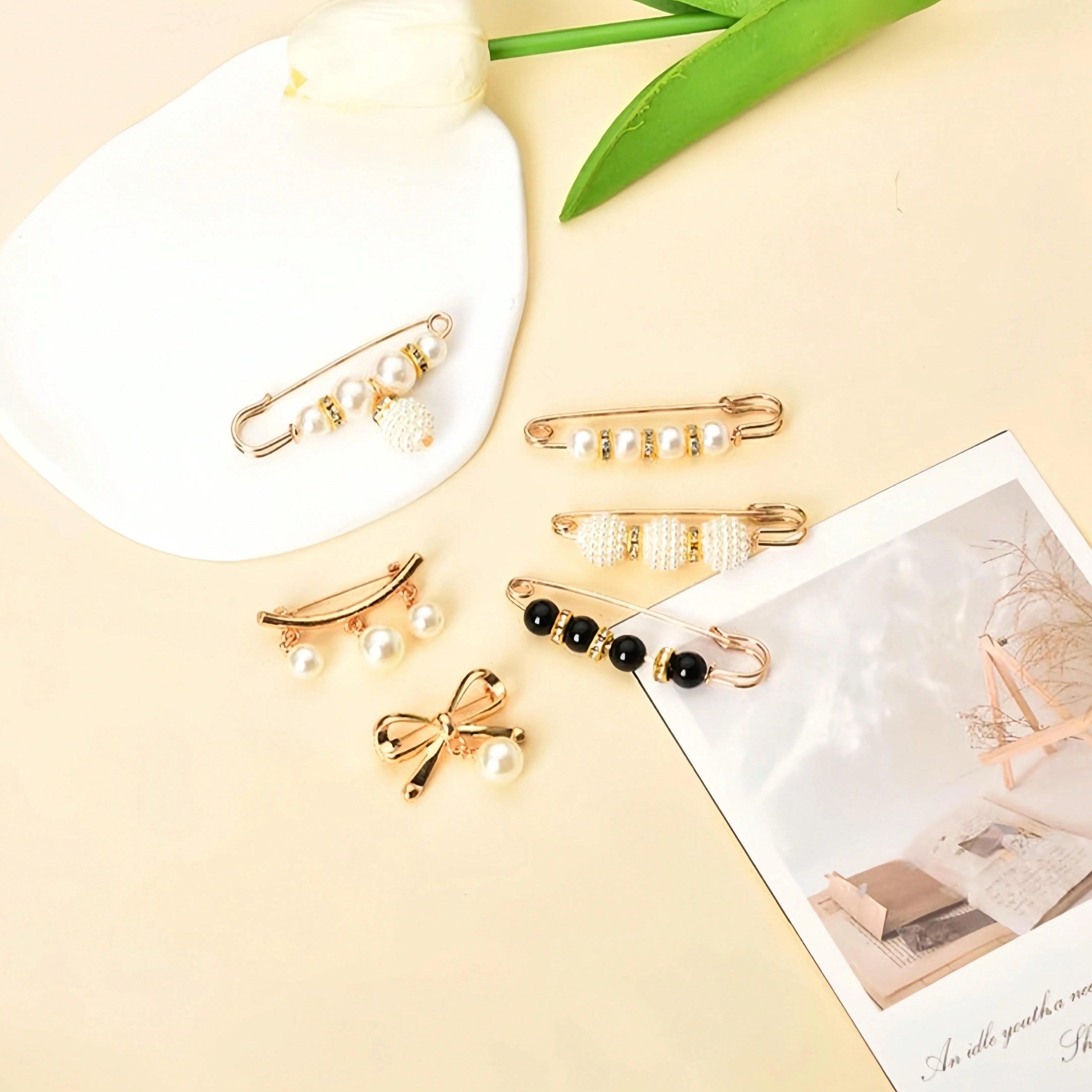 8Pcs women's black and white trouser waist pearl pin adjustment fixed clothes, pants waist circumference change small accessorie Qme