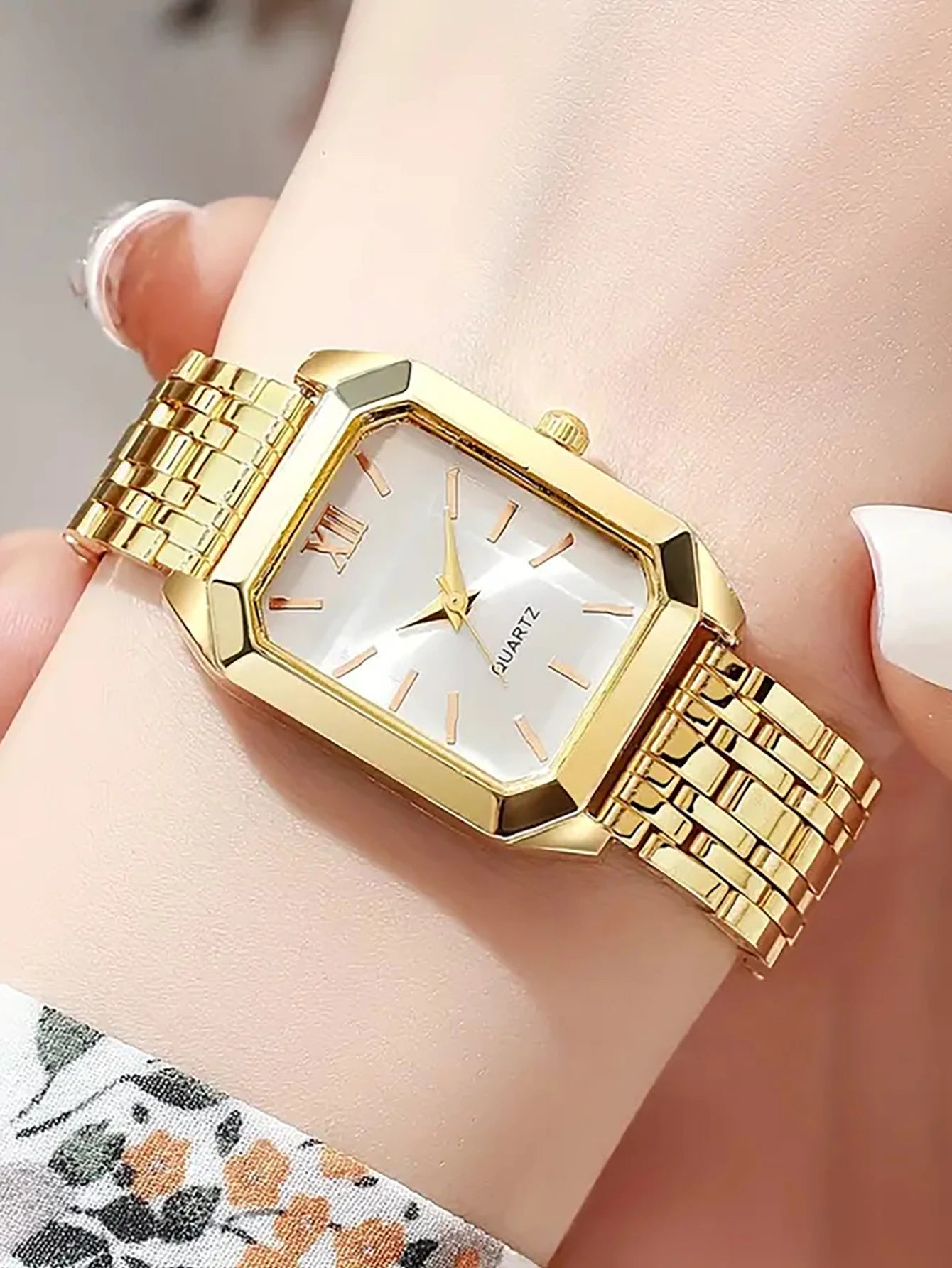 Ladies Quartz Watch Bracelet Set Square Steel Band Minimalist Design Birthday Gift Compact Jewelry Kit without Box Qme