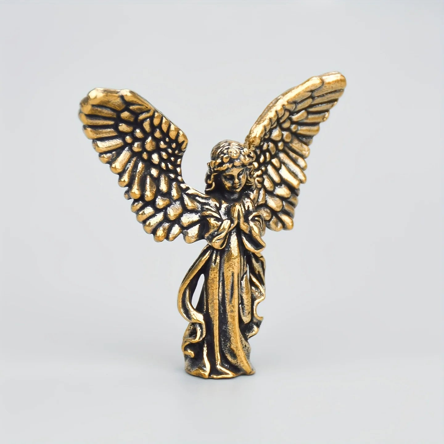 Brass Angel Ornament，Guardian Angel Wings, Stylish And Personalized, Cupid Desktop Decoration, Suitable for Halloween Decor Qme