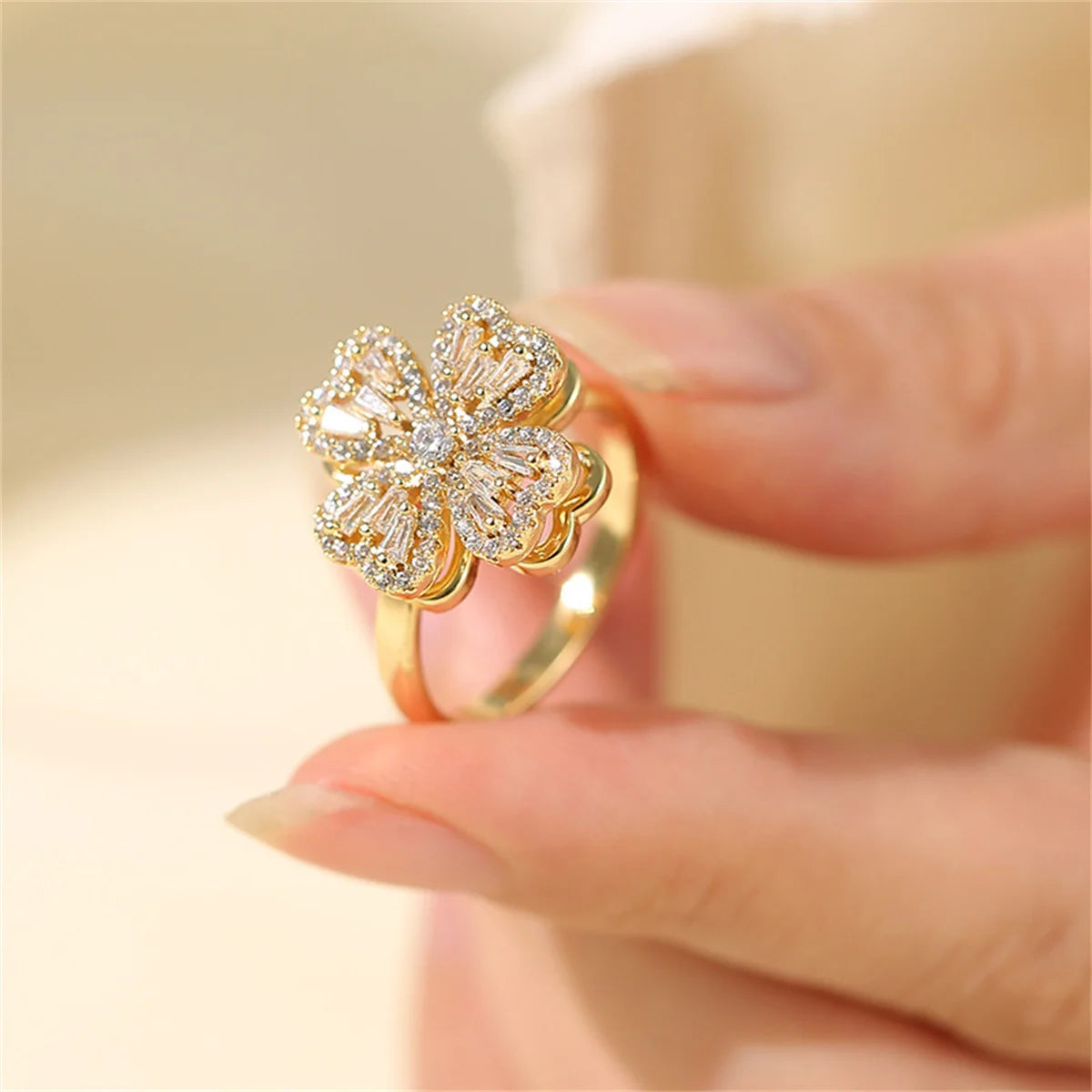 Classic Plant Cubic Zirconia Rings For Women Gold Silver Color Metal Stainless Steel Rotatable Ring Anniversary Crystal Jewelry Qme jin resizable