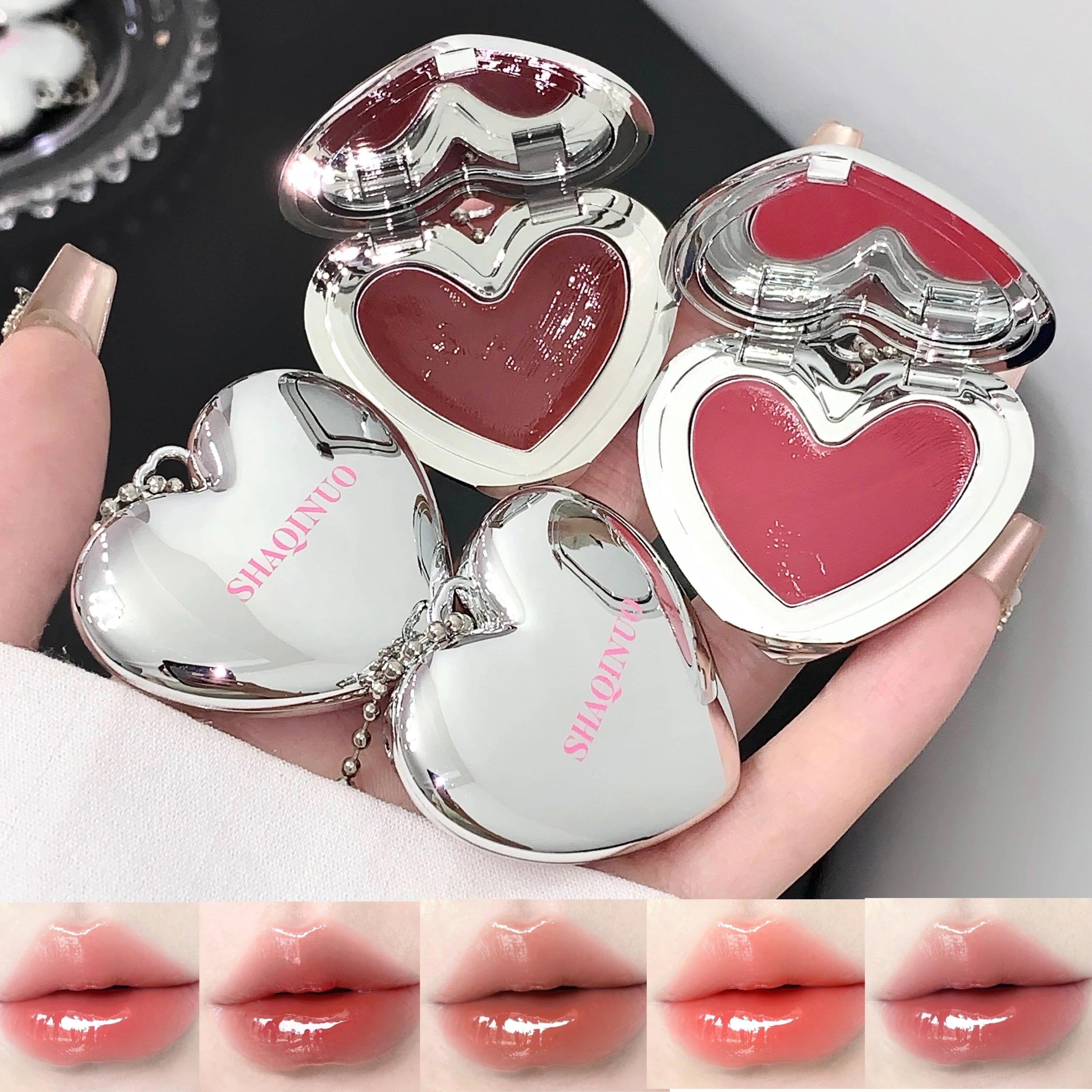 SHAQINUO Heart Shape Water Light Lip Llaze Mirror Pendant Lipstick Qme