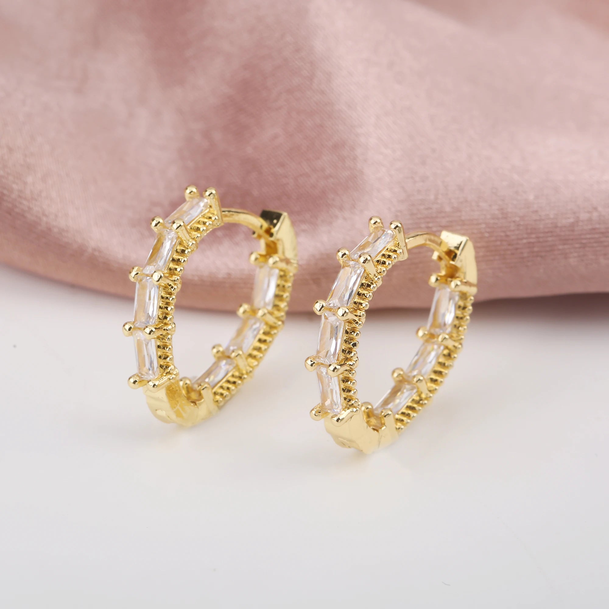 Colorful Square Cubic Zirconia Hip Hop Drop Earrings Luxury for Women Girls Party Wedding Crystal Jewelry Gift dropshipping Qme White
