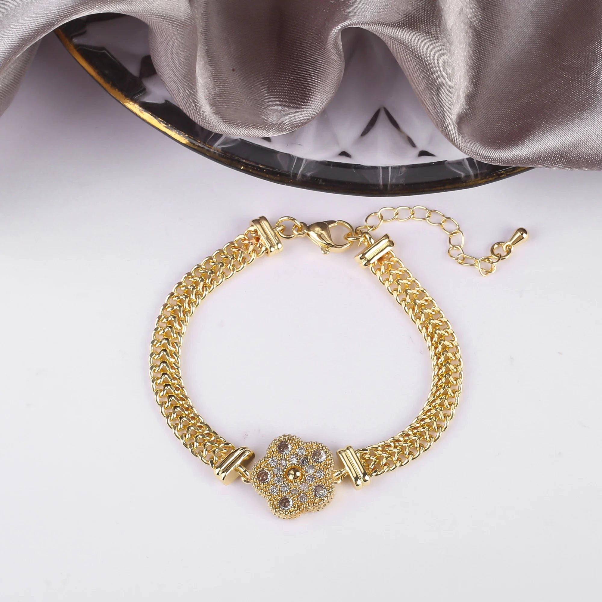 New Popular 15mm Natural Stone Five-Leaf Flower Adjustable Bracelet Classic Simple Woman Flower Jewelry Bracelet Free Shipping Qme Colors 4