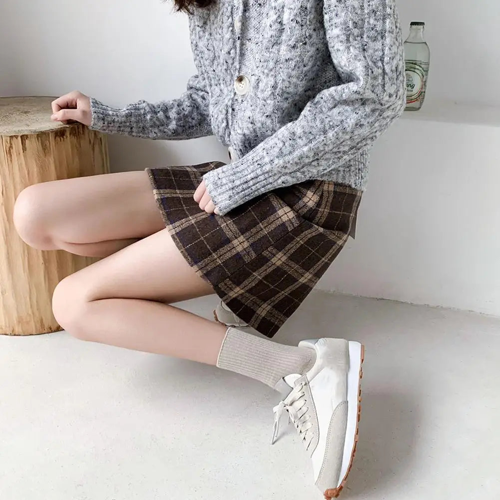 5 Pairs Of New Japanese Socks Set Solid Color Women's Casual Cotton Socks Autumn Simple Women's Medium Length Socks Qme
