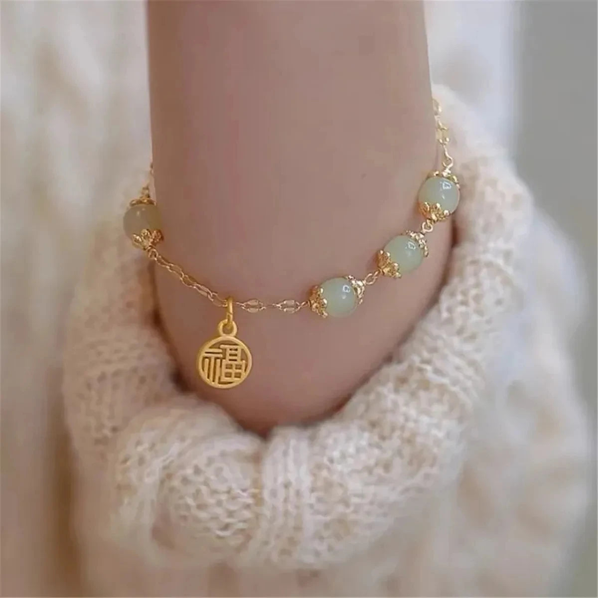 b05 Court Retro Lucky Imitation Hotan Jade Bracelet Vintage Light Luxury Handmade Jewelry Bracelet Women's Girls Jewelry Gift Qme 4